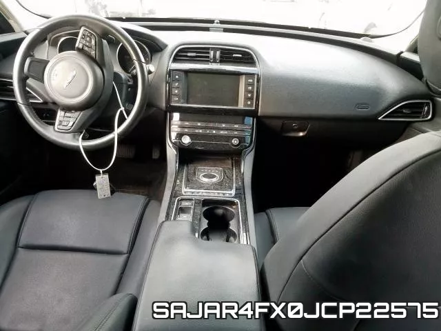 SAJAR4FX0JCP22575 фото 10