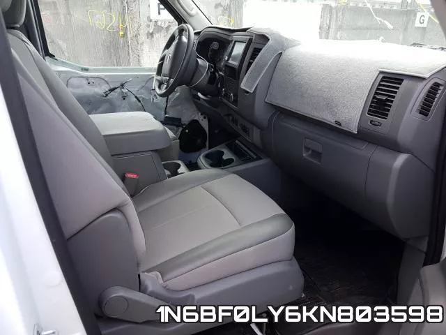 1N6BF0LY6KN803598 фото 6