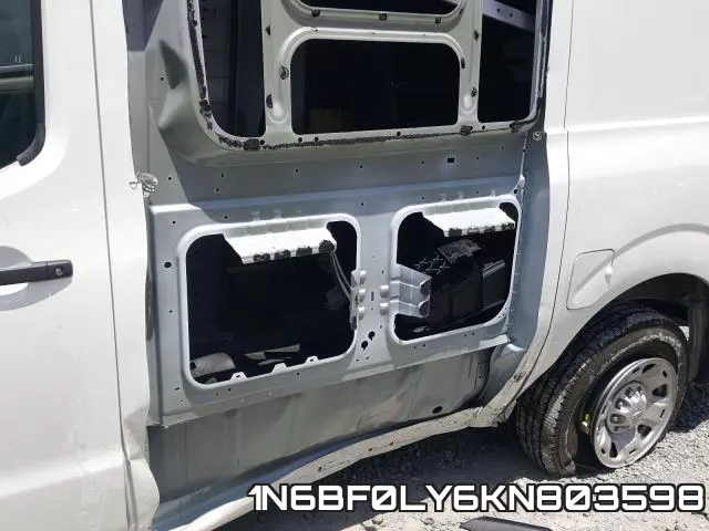 1N6BF0LY6KN803598 фото 10