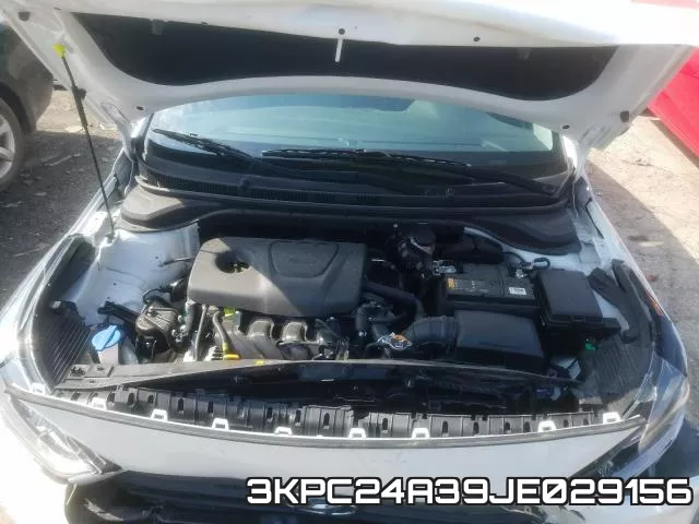 3KPC24A39JE029156 фото 8