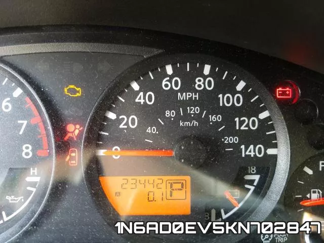 1N6AD0EV5KN702847 фото 9