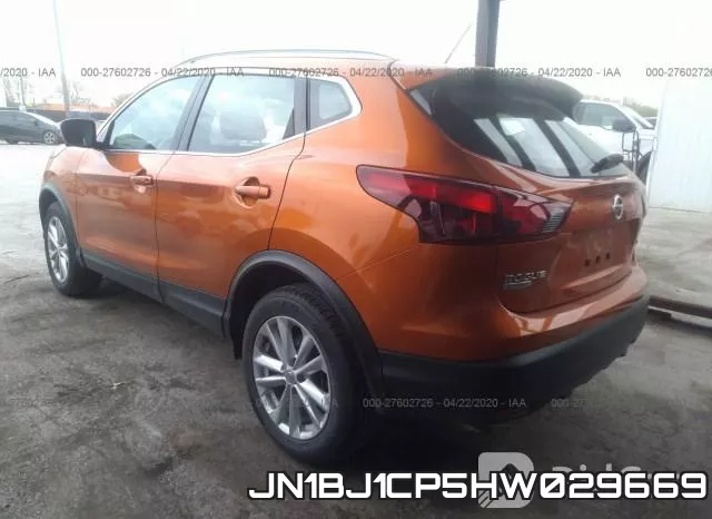 JN1BJ1CP5HW029669 фото 4