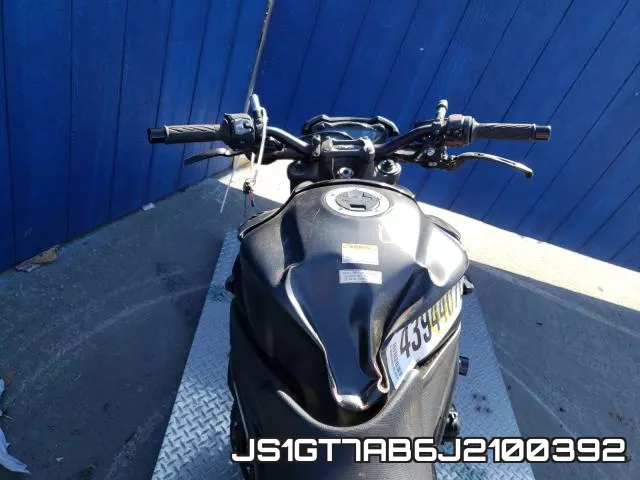 JS1GT7AB6J2100392 фото 6
