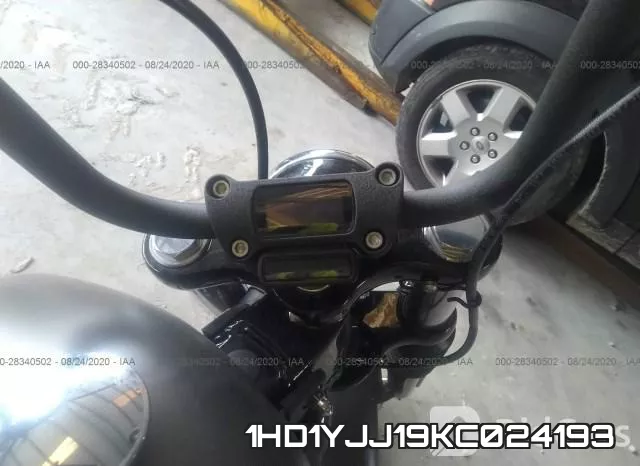1HD1YJJ19KC024193 фото 8
