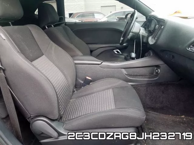 2C3CDZAG8JH232719 фото 6