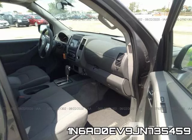 1N6AD0EV9JN735459 фото 6