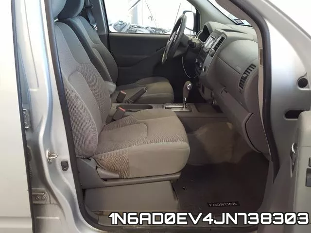 1N6AD0EV4JN738303 фото 6