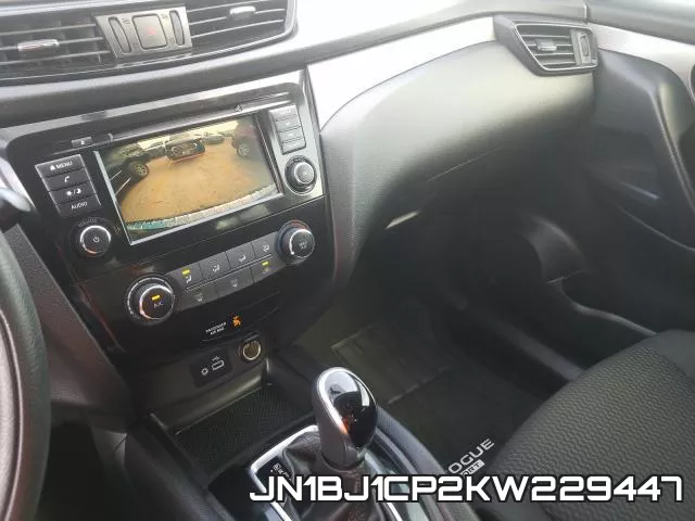 JN1BJ1CP2KW229447 фото 10