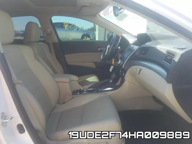 19UDE2F74HA009889 фото 6