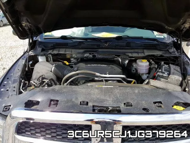 3C6UR5CJ1JG379264 фото 8