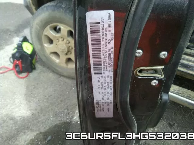 3C6UR5FL3HG532038 фото 2