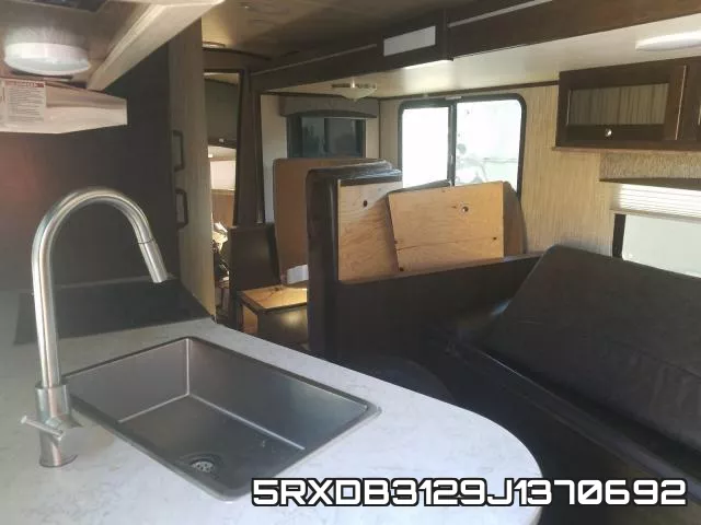 5RXDB3129J1370692 фото 8