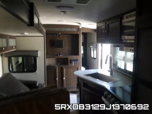5RXDB3129J1370692 фото 9