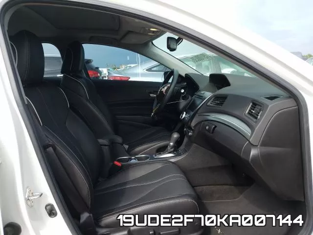 19UDE2F70KA007144 фото 6