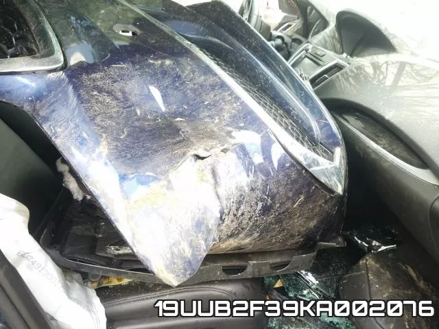 19UUB2F39KA002076 фото 6