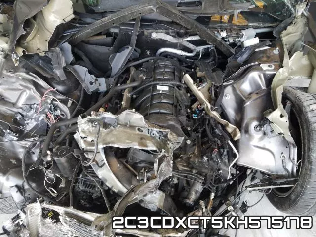 2C3CDXCT5KH575178 фото 8