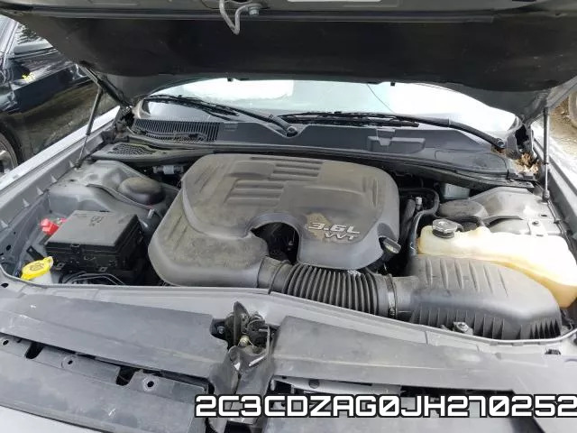 2C3CDZAG0JH270252 фото 8
