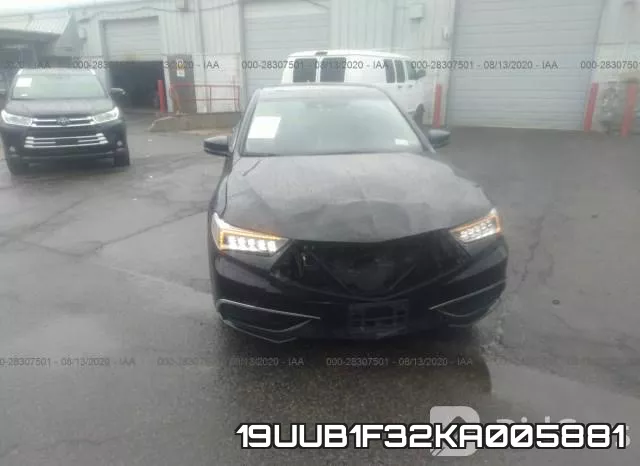 19UUB1F32KA005881 фото 7