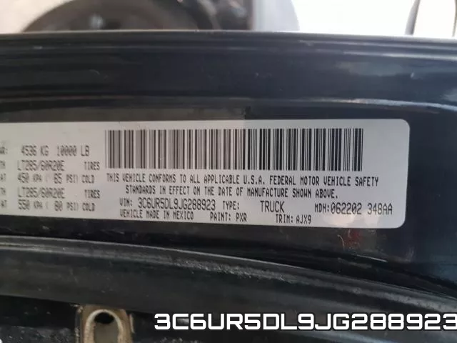 3C6UR5DL9JG288923 фото 2