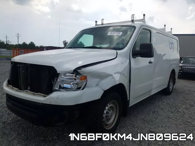 1N6BF0KM4JN809624 фото 3