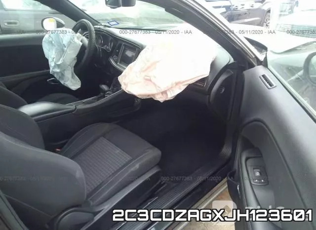 2C3CDZAGXJH123601 фото 6