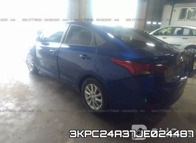 3KPC24A37JE024487 фото 4