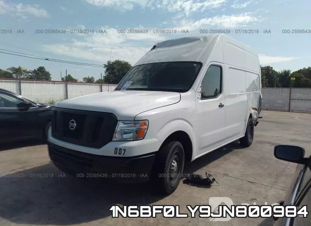 1N6BF0LY9JN800984 фото 3