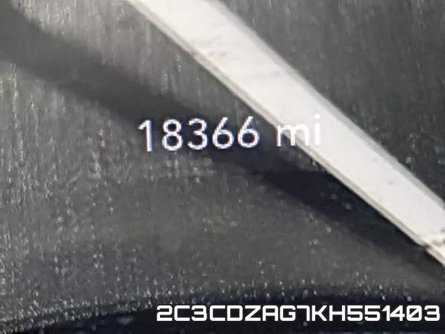 2C3CDZAG7KH551403 фото 9