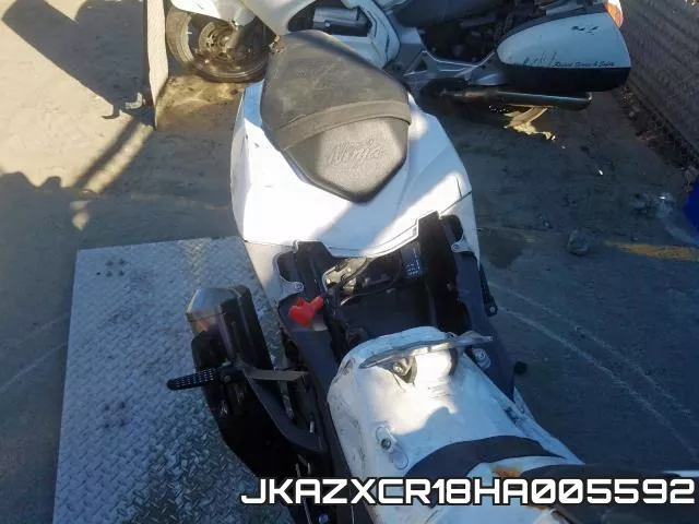 JKAZXCR18HA005592 фото 7