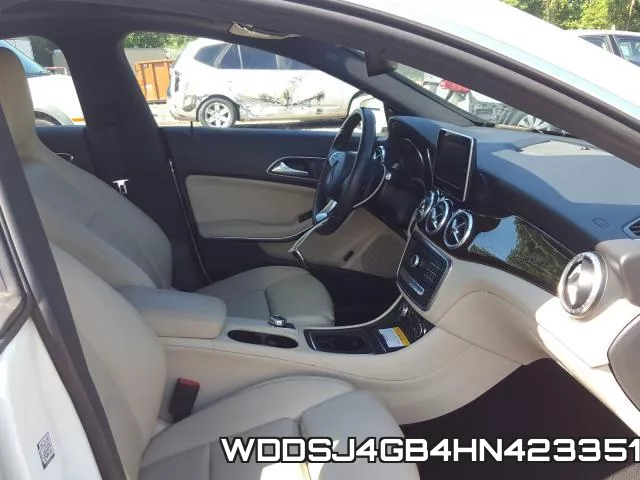 WDDSJ4GB4HN423351 фото 6