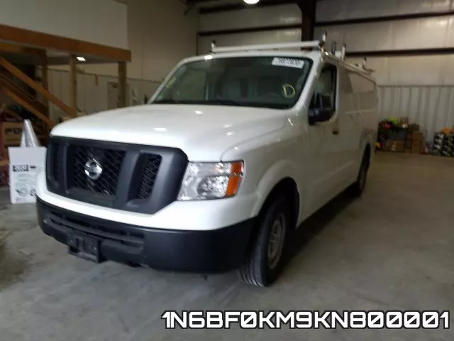 1N6BF0KM9KN800001 фото 3