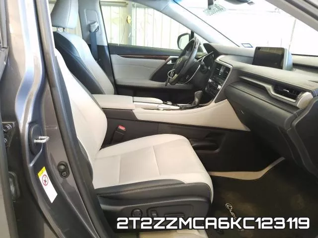 2T2ZZMCA6KC123119 фото 6