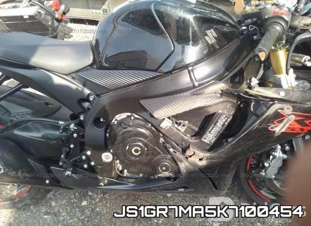 JS1GR7MA5K7100454 фото 9