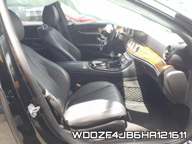 WDDZF4JB6HA121611 фото 6