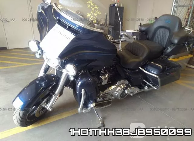 1HD1THH38JB950099 фото 3