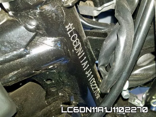 LC6DN11A1J1102270 фото 2