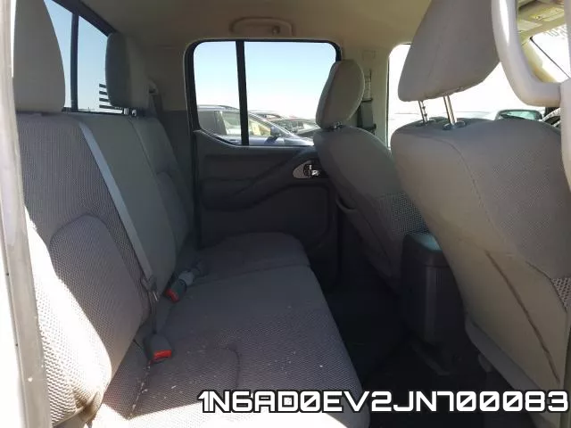1N6AD0EV2JN700083 фото 7