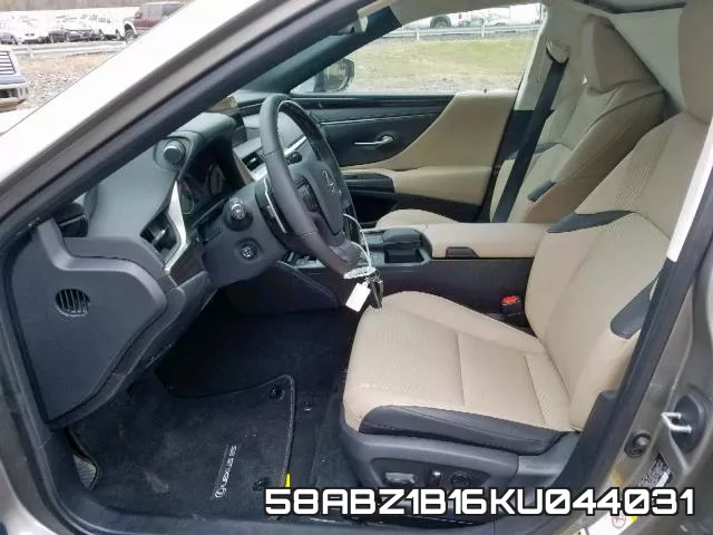 58ABZ1B16KU044031 фото 6