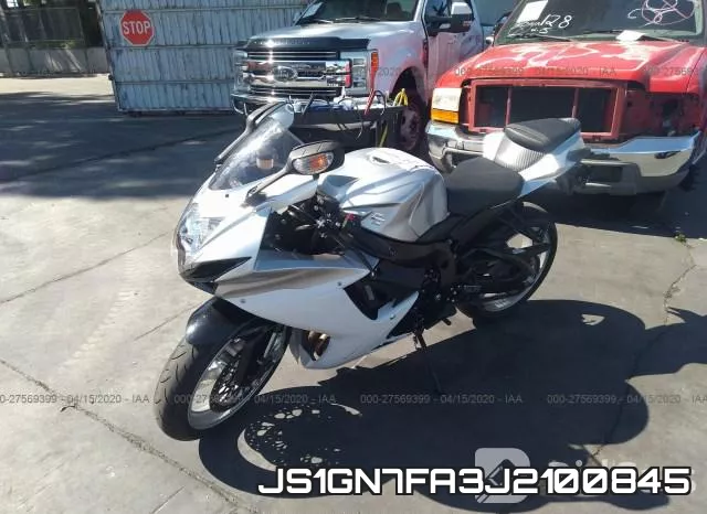 JS1GN7FA3J2100845 фото 3