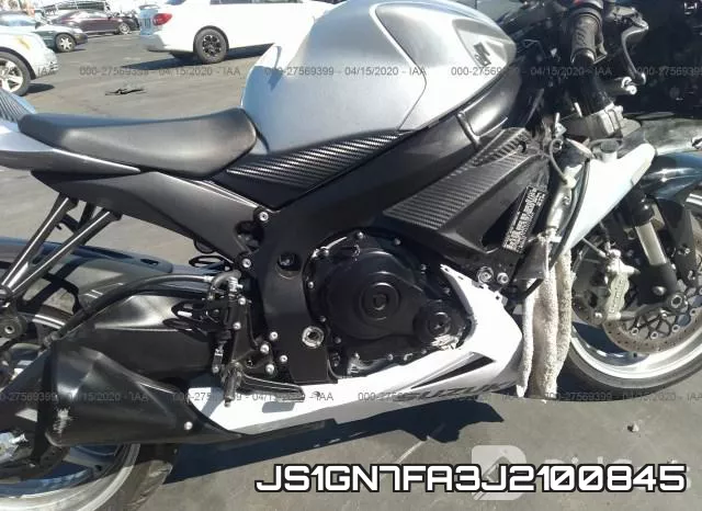 JS1GN7FA3J2100845 фото 9