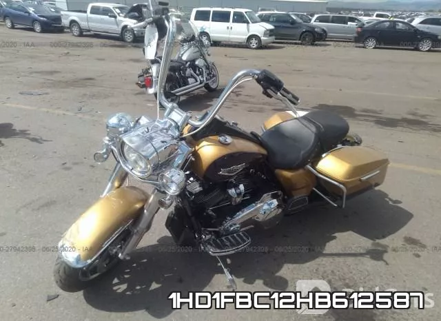 1HD1FBC12HB612587 фото 3