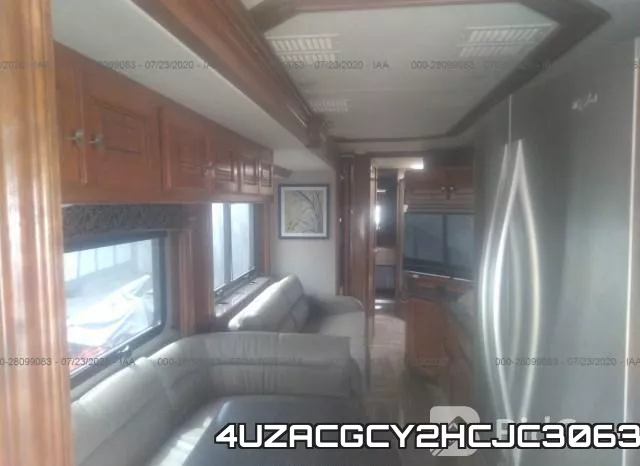 4UZACGCY2HCJC3063 фото 9