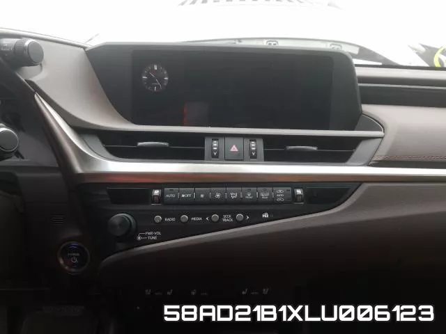 58AD21B1XLU006123 фото 10