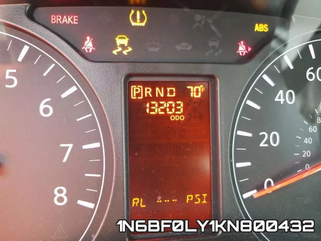 1N6BF0LY1KN800432 фото 9