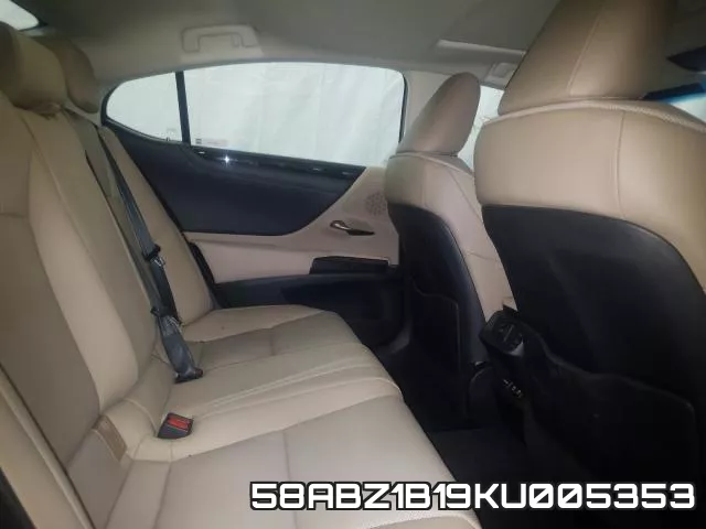 58ABZ1B19KU005353 фото 7