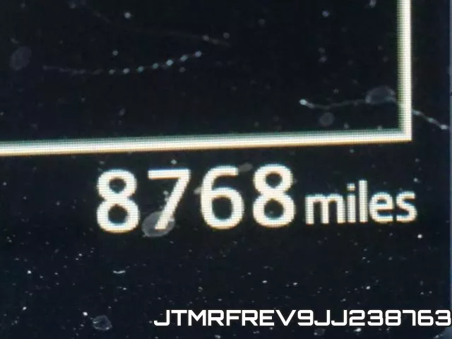 JTMRFREV9JJ238763 фото 9
