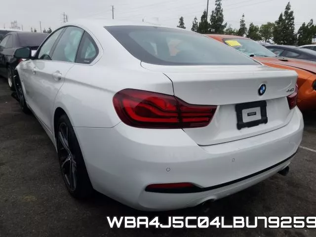 WBA4J5C04LBU79259 фото 4