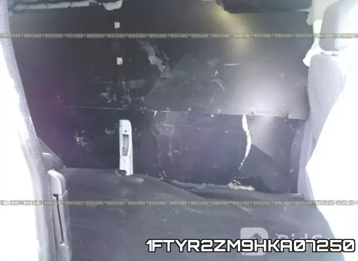 1FTYR2ZM9HKA07250 фото 9
