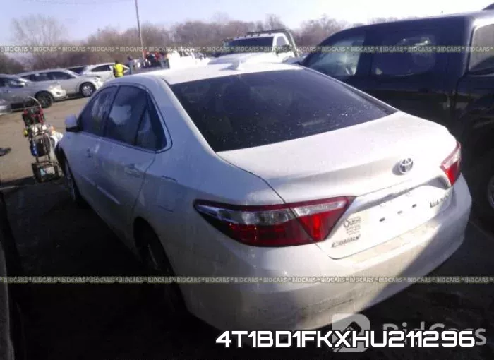 4T1BD1FKXHU211296 фото 4