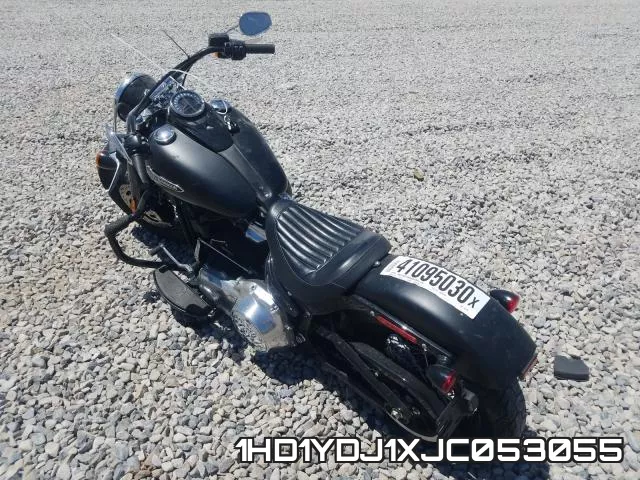 1HD1YDJ1XJC053055 фото 4